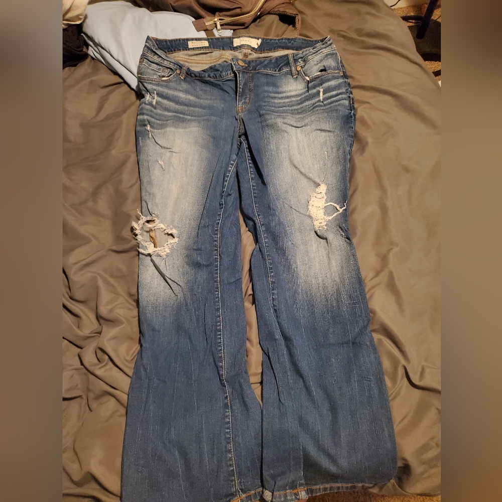 Boot cut jeans